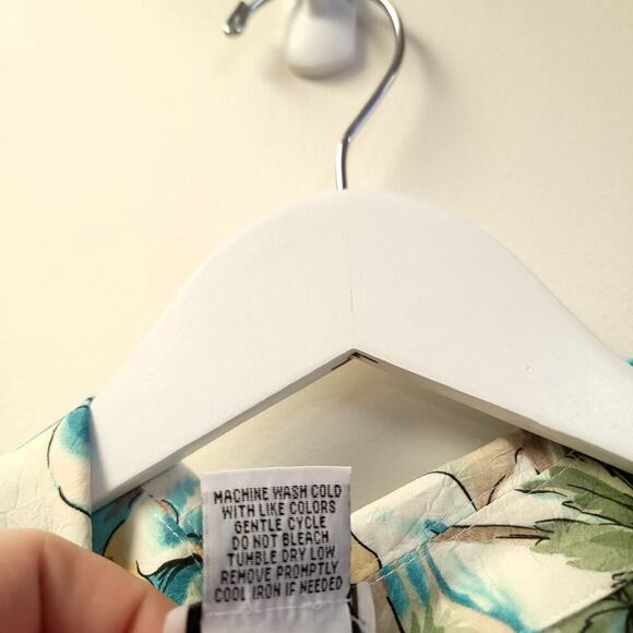 Bonworth Hawaiian Shirt Size M Button Down Short Sleece Light Weight Travel Wear - Picture 5 of 7